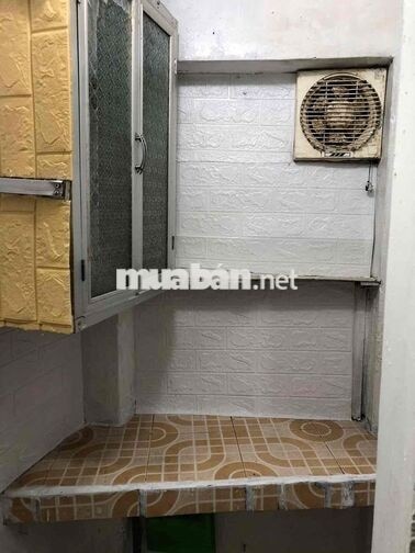 Cho thuê nhà riêng nhỏ xinh có gác xép và ban công