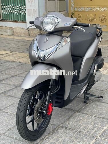 Honda SH Mode 2017 Bạc xám mờ