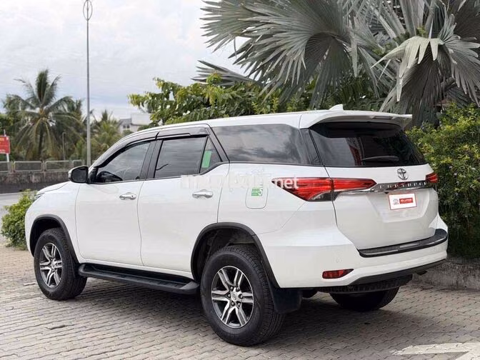 Toyota Fortuner 2024 2.4L 4x2 AT Trắng