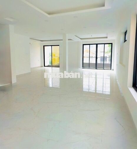 HOT! NHÀ ĐẸP PHAN XÍCH LONG P2 – HẦM – 450M² SD – 6MX20M – 4 TẦNG
