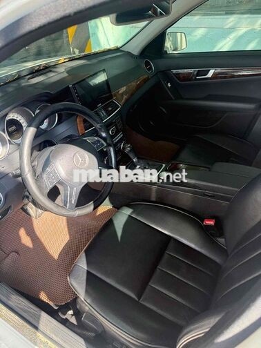 Mercedes-Benz C250 Số tự động Trắng