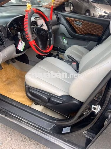 Hyundai Avante 2011 Đen 25 vạn km
