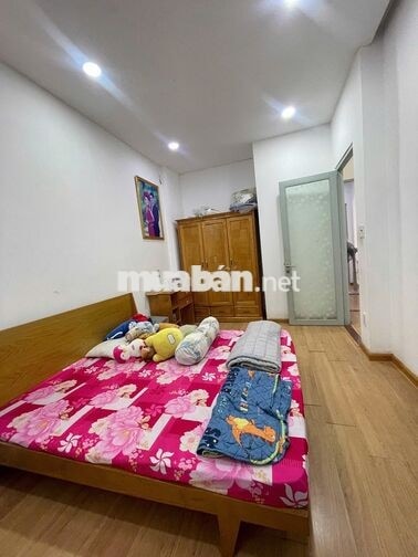 Cho thuê nhà full Nội Thất Phạm Văn Đồng 4.5x14m 1 lầu 2Pn giá 14 Tr