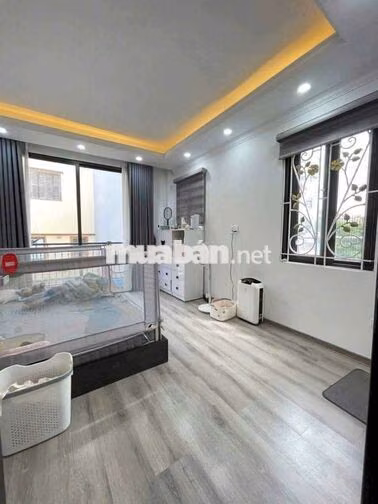 GIÁP NHỊ, HOÀNG MAI - 5 TẦNG 3 NGỦ - FULL NỘI THẤT - GẦN PHỐ