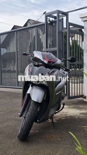 Honda SH160i 2024 Xám xi măng 11.000km