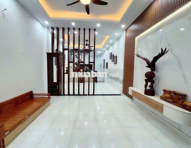 🚗NHÀ MỚI TINH_HẺM LỚN NGUYỄN TRỌNG TUYỂN_4x18m_TRỆT 2 LẦU CHO THUÊ.