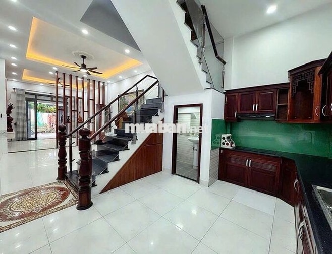 🚗NHÀ MỚI TINH_HẺM LỚN NGUYỄN TRỌNG TUYỂN_4x18m_TRỆT 2 LẦU CHO THUÊ.
