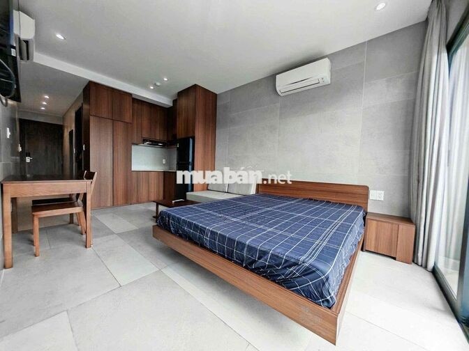 Căn Hộ Studio Ban Công Rộng 35m2 - Ngay Ngã Tư 7 Hiền - Q10