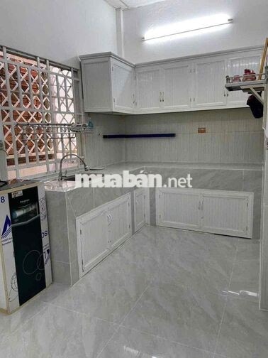Nhà mới 2 phòng 2 máy lạnh KDC Long Thịnh