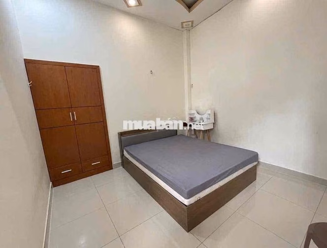Nhà mới sạch sẽ an ninh 3 phòng ngủ 110m2
