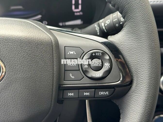 Toyota Yaris Cross model 2024 HEV Xăng điện