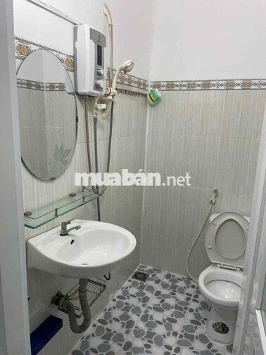 Nhà mới 2 phòng 2 máy lạnh KDC Long Thịnh