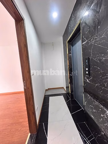 Cho thuê nhà mới 55m² – 6 tầng thang máy – Khâm Thiên