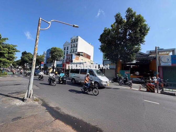 Cho thuê nhà mặt tiền gần chợ hạnh Thông Tây ngang  9M  P8 GÒ VẤP