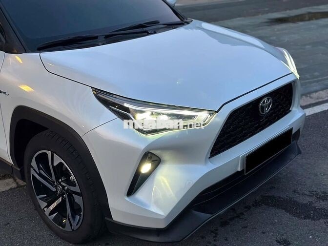 Toyota Yaris Cross model 2024 HEV Xăng điện