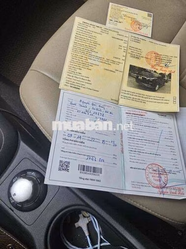 Isuzu Mu-X Limited, Dầu, Đen, 2 cầu, số tự động