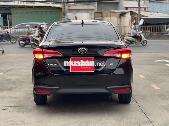 Toyota Vios 1.5E 2023 Số sàn, Có XHĐ