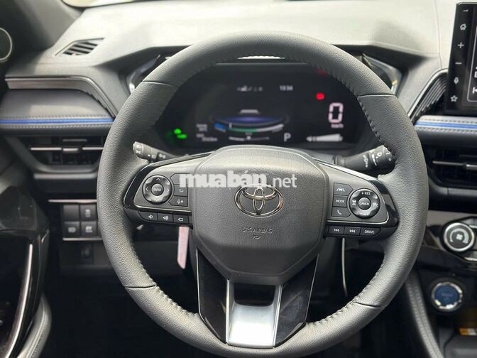 Toyota Yaris Cross model 2024 HEV Xăng điện