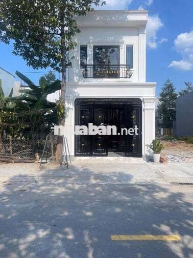 cần bán nhà Uyên Hưng - Tân Uyên - TPHCM