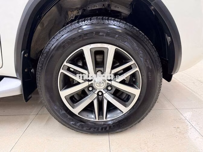 Fortuner máy dầu 2018 2 cầu màu Trắng 62.000 km
