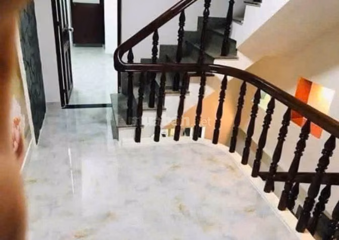 CHO THUÊ NHÀ MTNB 6M (XT) LẠC LONG QUÂN, P.3, Q.11, 12TR