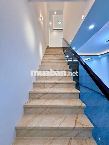nhà ngộp ngay trường cấp 2 Hội Nghĩa chỉ 1ty585 có vay