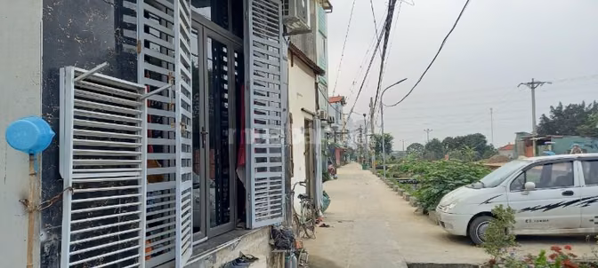 Cho thuê nhà 45m2 tại La Tinh, Đông La, Hoài Đức. Giá: 2 triệu/1tháng.
