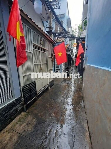 Cho thuê nhà Q4 (full nội thất, sạch sẽ, tiện đi lại)
