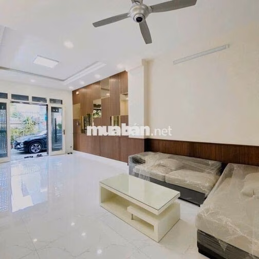 Cho thuê nhà HXH 766/6B CMT8 ngay cv LTR, Phường 5, Quận Tân Bình