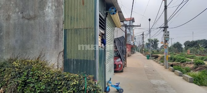 Cho thuê nhà 45m2 tại La Tinh, Đông La, Hoài Đức. Giá: 2 triệu/1tháng.