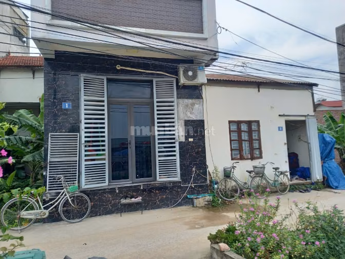 Cho thuê nhà 45m2 tại La Tinh, Đông La, Hoài Đức. Giá: 2 triệu/1tháng.