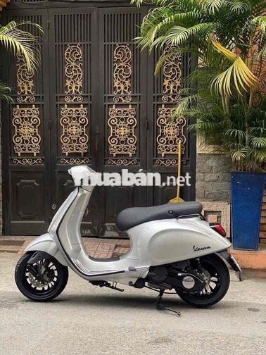 Piaggio Vespa Sprint