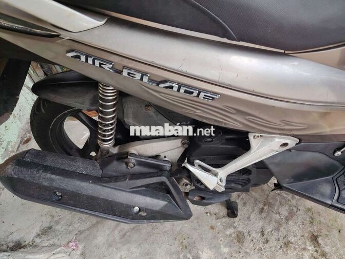 Honda Air Blade 2011 Vàng cát 15000 km