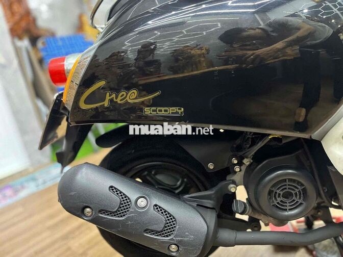 Scoopy 50cc đời 2019 dàn áo đẹp, máy zin êm.odo 5k