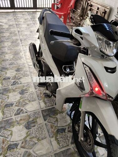 Honda Future 2024 Trắng 18000 km 99% mới