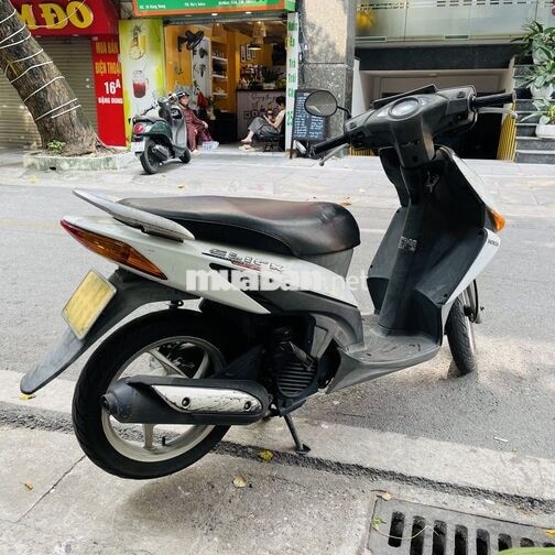 Honda Click 2009 trắng, zin nguyên, xe chất..