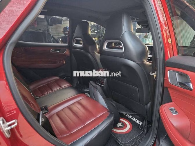 MG HS 2.0 Trophy SUV Tự động Đỏ
