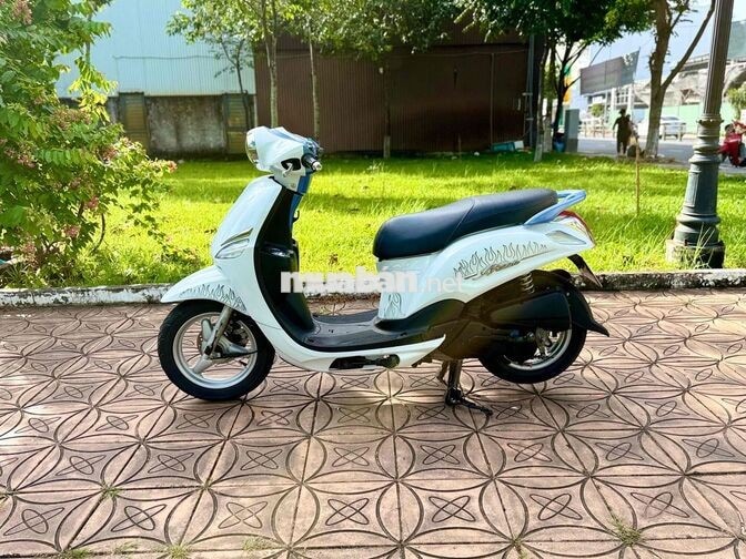 🛵Yamaha Nozza Fi Trắng Xe Đẹp Máy Zin Êm Chính Chủ