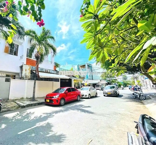 Cho thuê nhà có 2 mặt tiền đường mai văn vĩnh Quận 7