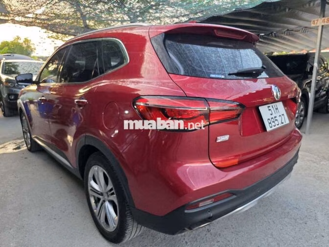 MG HS 2.0 Trophy SUV Tự động Đỏ