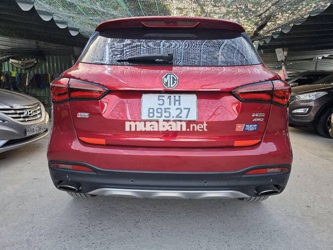 MG HS 2.0 Trophy SUV Tự động Đỏ
