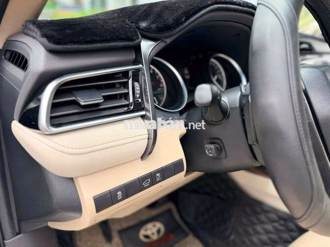 Toyota Camry 2.5Q 2021, đẹp, đi kĩ