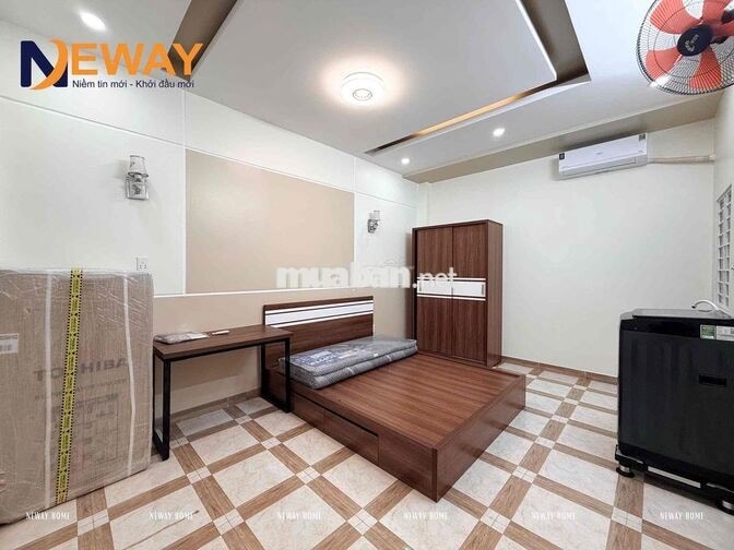 CHDV BAN CÔNG LỚN, SẴN NỘI THẤT, MÁY GIẶT RIÊNG GẦN NGÃ TƯ BỐN XÃ