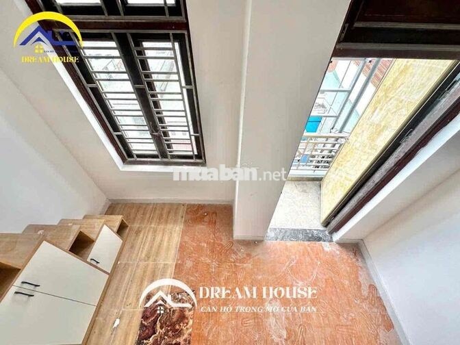 TRỐNG SẴN MỘT PHÒNG GÁC BAN CÔNG THOÁNG MÁT Ở LIỀN AN NINH CAO