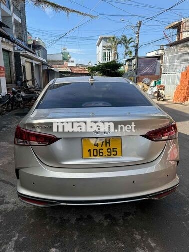 Hyundai Accent 2021 Số sàn Vàng cát