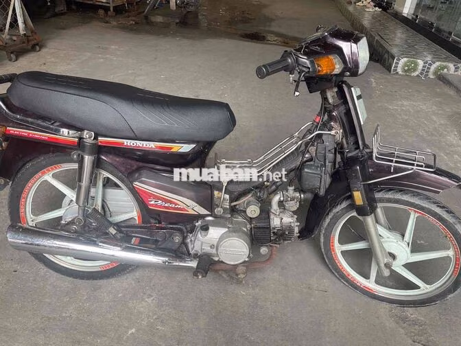 Honda Dream II Nâu Xe số