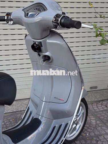 Vespa Primavera 2022 Xám 11.000km