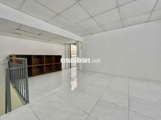 1 TRỆT 1 LẦU BAN CÔNG NGAY TRUNG TÂM GÒ VẤP GẦN VLU, IUH
