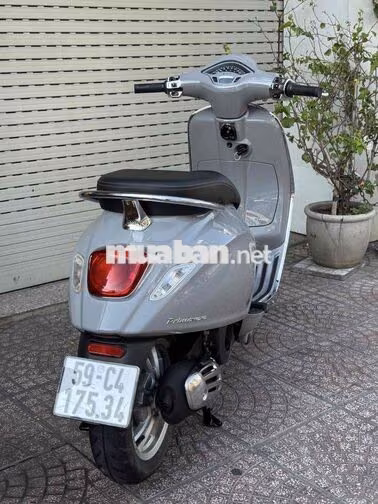 Vespa Primavera 2022 Xám 11.000km