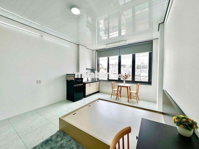 CHO THUÊ CĂN HỘ CỬA SỔ THOÁNG , 40m2 - NGAY CẦU LÊ VĂN SỸ QUẬN 3